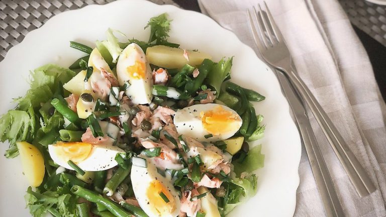 Smoked Salmon & Potato Salad